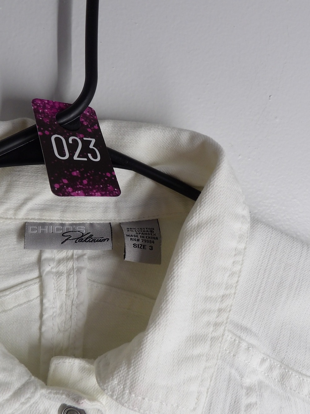 Chico's White Sleeveless Button-Front Vest - Picture 4 of 4